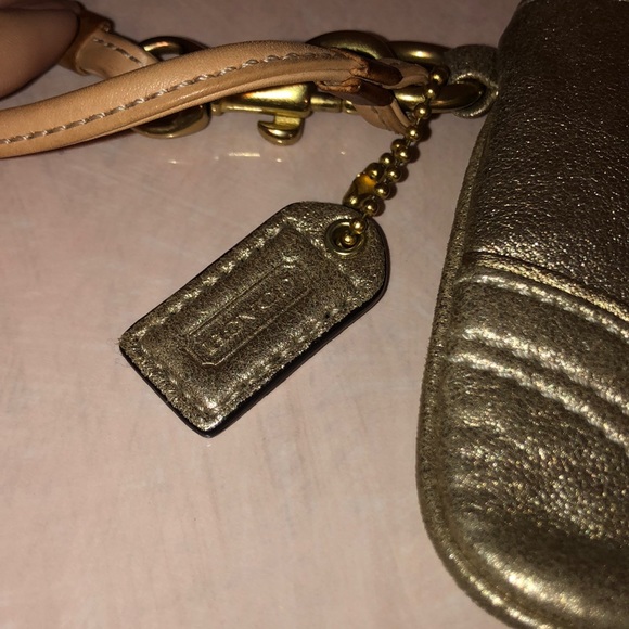 COACH Leather wristlet - Picture 2 of 2